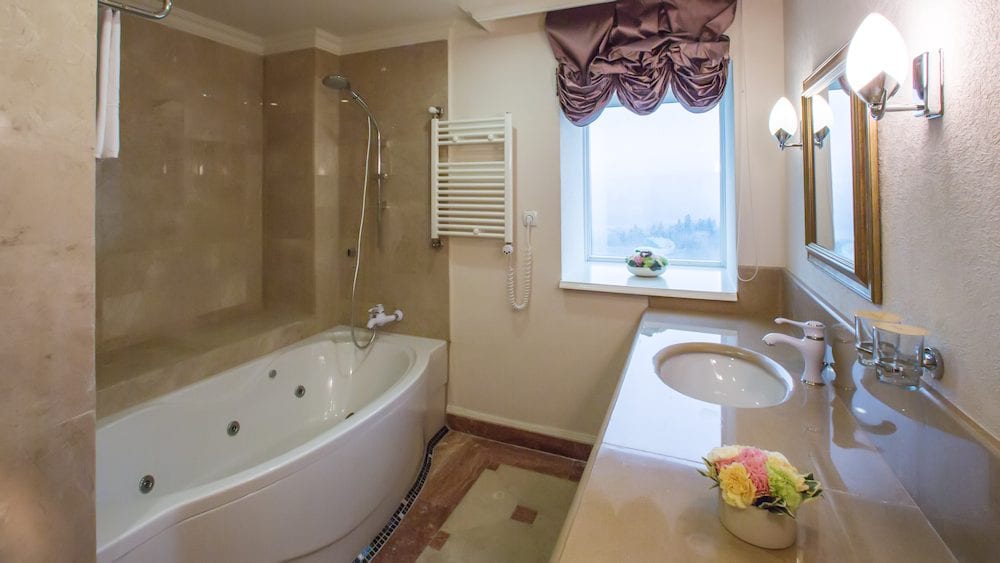 bathroom remodel dupage home services 1000
